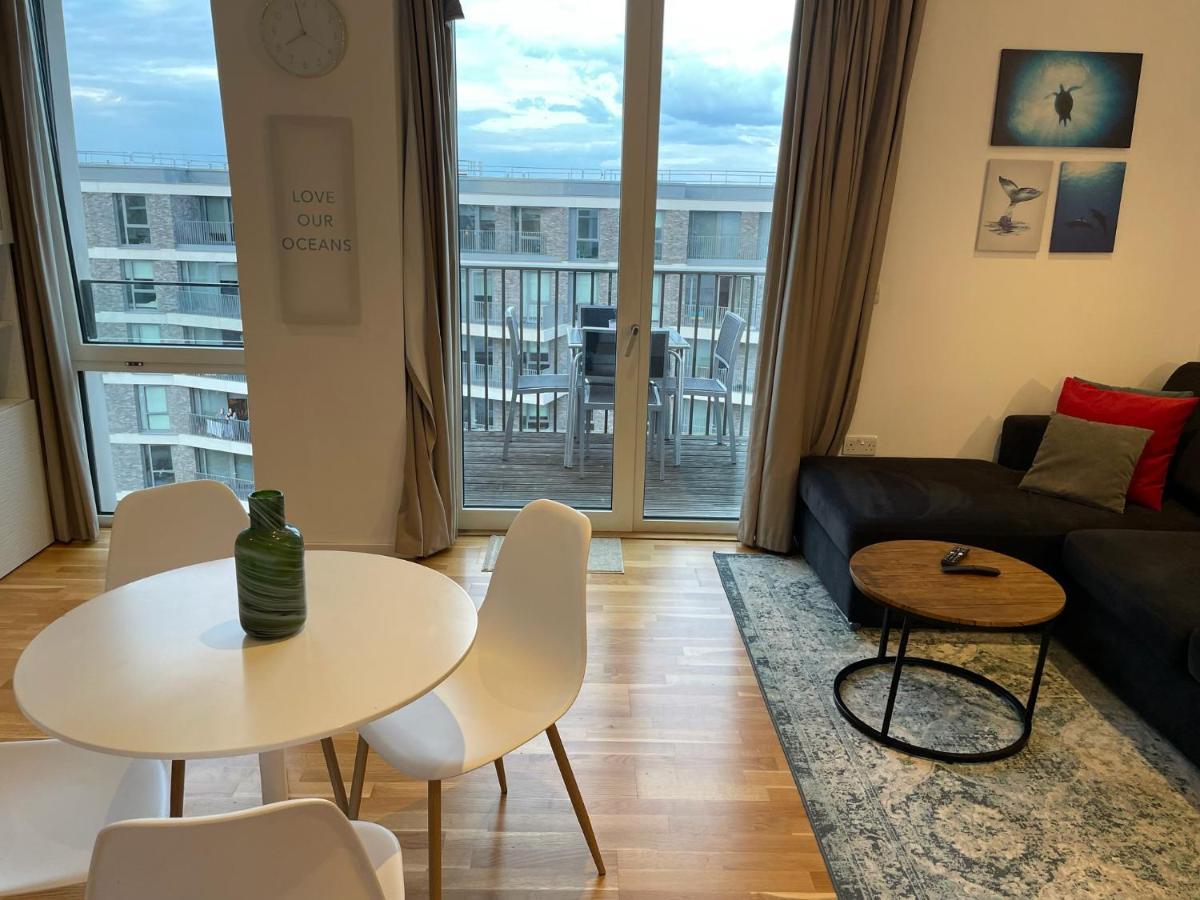 Luxury En-Suite Room Olympic Village In Shared Apartment London Eksteriør bilde