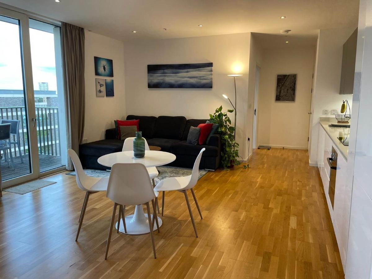 Luxury En-Suite Room Olympic Village In Shared Apartment London Eksteriør bilde